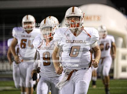 Thumbnail 2 in Caldwell vs. Robinson (UIL 4A D2 Bi-District Playoff) photogallery.