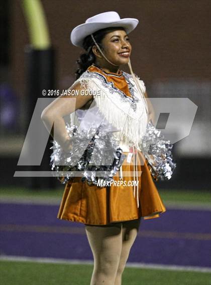 Thumbnail 2 in Caldwell vs. Robinson (UIL 4A D2 Bi-District Playoff) photogallery.