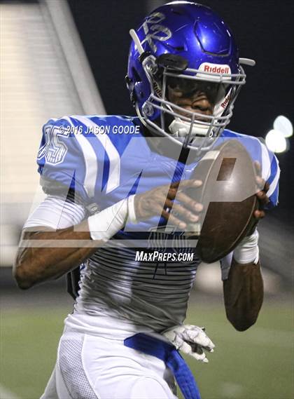 Thumbnail 3 in Caldwell vs. Robinson (UIL 4A D2 Bi-District Playoff) photogallery.