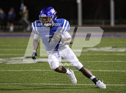 Thumbnail 1 in Caldwell vs. Robinson (UIL 4A D2 Bi-District Playoff) photogallery.