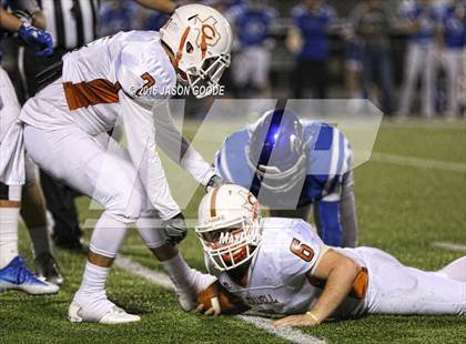 Thumbnail 2 in Caldwell vs. Robinson (UIL 4A D2 Bi-District Playoff) photogallery.