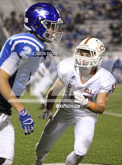 Thumbnail 3 in Caldwell vs. Robinson (UIL 4A D2 Bi-District Playoff) photogallery.