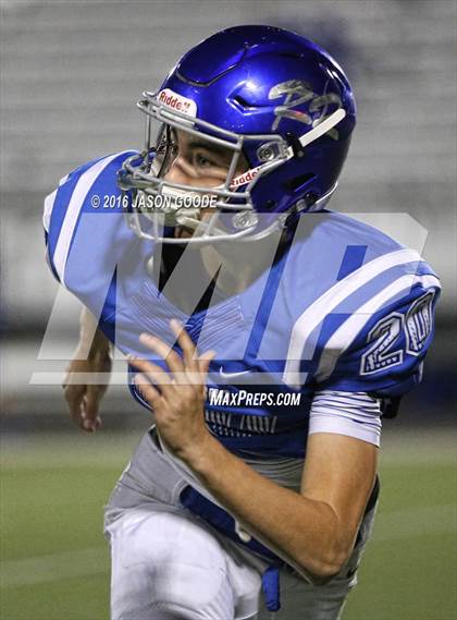 Thumbnail 1 in Caldwell vs. Robinson (UIL 4A D2 Bi-District Playoff) photogallery.