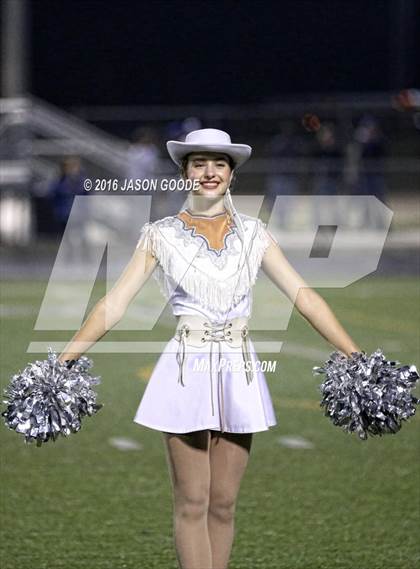 Thumbnail 3 in Caldwell vs. Robinson (UIL 4A D2 Bi-District Playoff) photogallery.