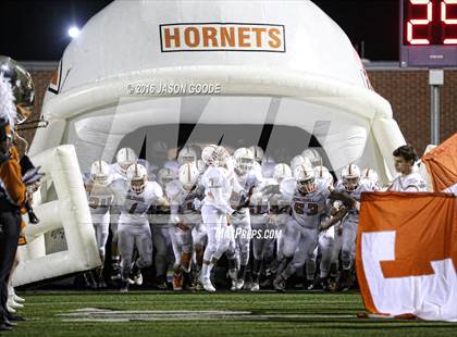 Thumbnail 2 in Caldwell vs. Robinson (UIL 4A D2 Bi-District Playoff) photogallery.