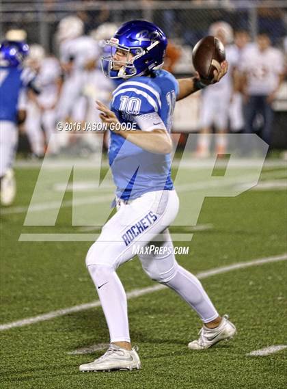 Thumbnail 2 in Caldwell vs. Robinson (UIL 4A D2 Bi-District Playoff) photogallery.