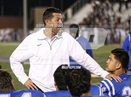 Thumbnail 3 in Caldwell vs. Robinson (UIL 4A D2 Bi-District Playoff) photogallery.