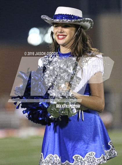 Thumbnail 2 in Caldwell vs. Robinson (UIL 4A D2 Bi-District Playoff) photogallery.