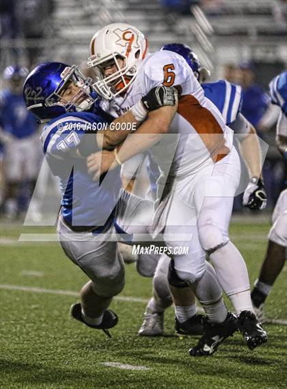 Thumbnail 1 in Caldwell vs. Robinson (UIL 4A D2 Bi-District Playoff) photogallery.