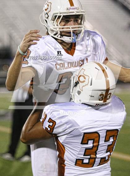 Thumbnail 2 in Caldwell vs. Robinson (UIL 4A D2 Bi-District Playoff) photogallery.