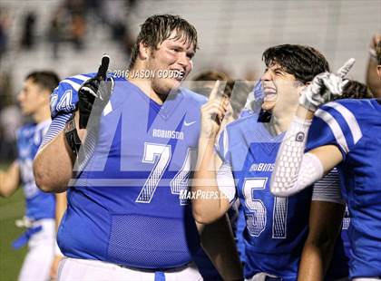 Thumbnail 2 in Caldwell vs. Robinson (UIL 4A D2 Bi-District Playoff) photogallery.