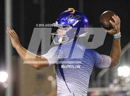 Thumbnail 2 in Caldwell vs. Robinson (UIL 4A D2 Bi-District Playoff) photogallery.