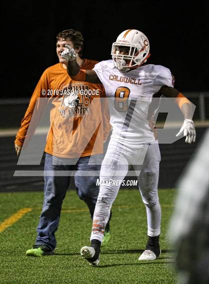Thumbnail 1 in Caldwell vs. Robinson (UIL 4A D2 Bi-District Playoff) photogallery.