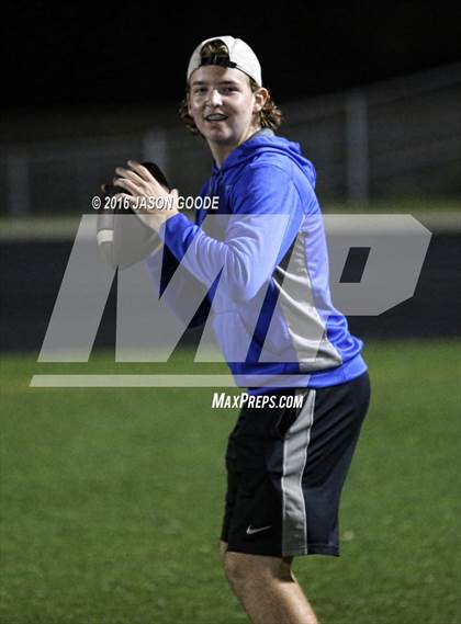Thumbnail 1 in Caldwell vs. Robinson (UIL 4A D2 Bi-District Playoff) photogallery.