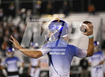 Thumbnail 3 in Caldwell vs. Robinson (UIL 4A D2 Bi-District Playoff) photogallery.