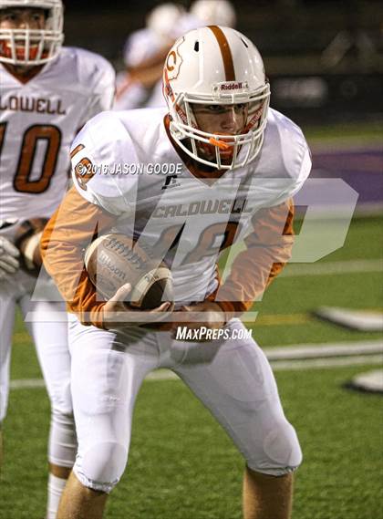 Thumbnail 3 in Caldwell vs. Robinson (UIL 4A D2 Bi-District Playoff) photogallery.
