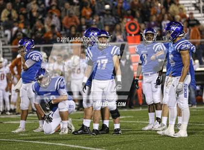 Thumbnail 3 in Caldwell vs. Robinson (UIL 4A D2 Bi-District Playoff) photogallery.