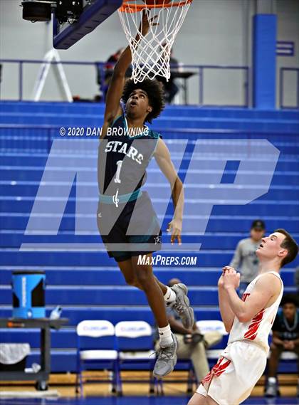 Thumbnail 3 in Loudon vs Siegel (Under Armour Classic) photogallery.