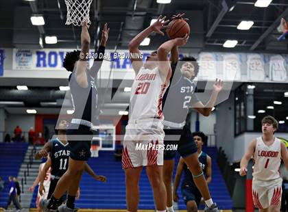 Thumbnail 1 in Loudon vs Siegel (Under Armour Classic) photogallery.