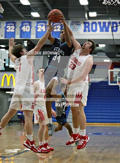 Thumbnail 1 in Loudon vs Siegel (Under Armour Classic) photogallery.