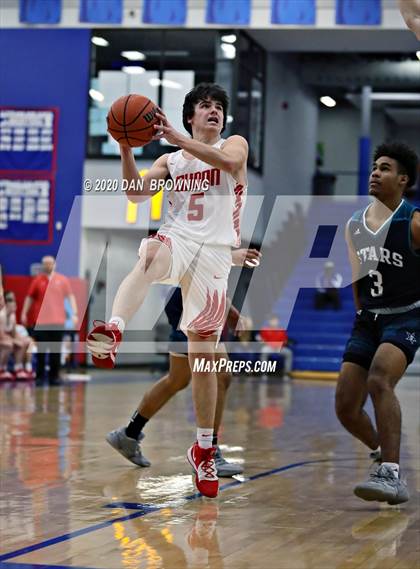 Thumbnail 3 in Loudon vs Siegel (Under Armour Classic) photogallery.