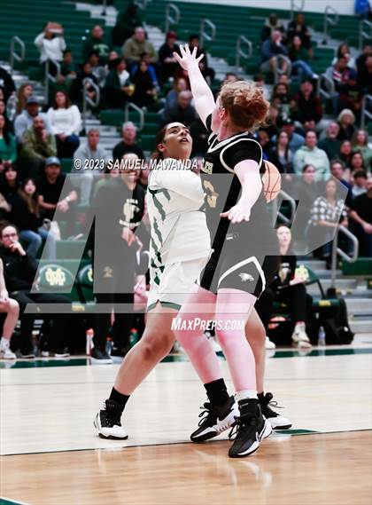 Thumbnail 1 in Oak Park vs  St. Monica (CIF SS Division 5A Championship) photogallery.