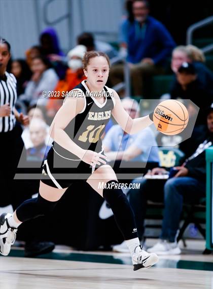 Thumbnail 1 in Oak Park vs  St. Monica (CIF SS Division 5A Championship) photogallery.