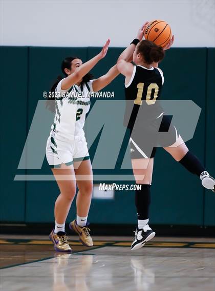 Thumbnail 2 in Oak Park vs  St. Monica (CIF SS Division 5A Championship) photogallery.