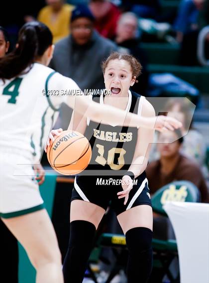Thumbnail 1 in Oak Park vs  St. Monica (CIF SS Division 5A Championship) photogallery.