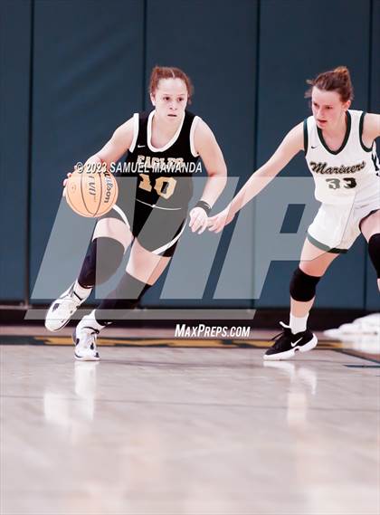 Thumbnail 3 in Oak Park vs  St. Monica (CIF SS Division 5A Championship) photogallery.