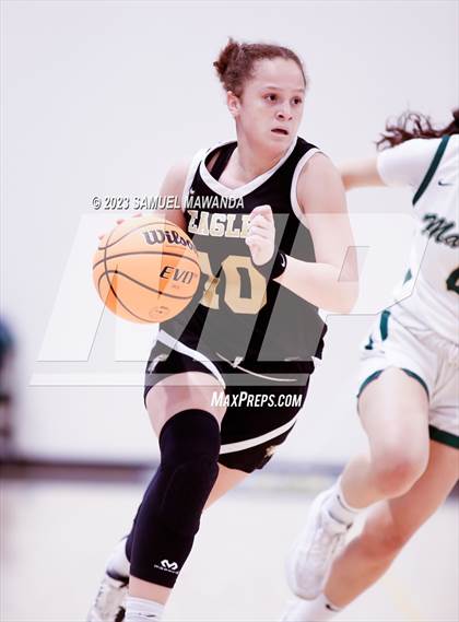 Thumbnail 2 in Oak Park vs  St. Monica (CIF SS Division 5A Championship) photogallery.