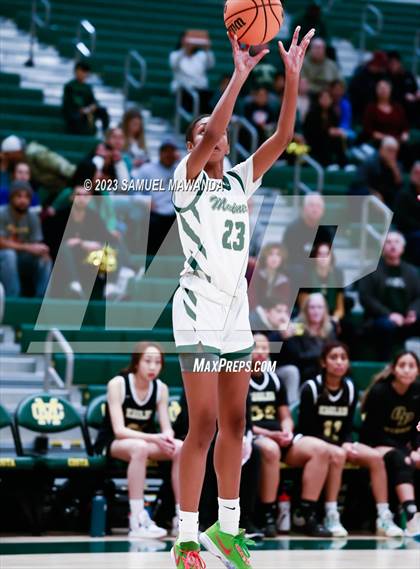 Thumbnail 1 in Oak Park vs  St. Monica (CIF SS Division 5A Championship) photogallery.