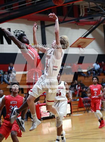 Thumbnail 3 in West Carteret @ New Bern photogallery.