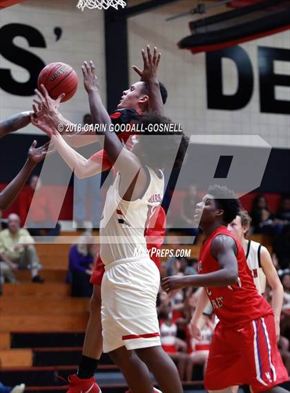 Thumbnail 1 in West Carteret @ New Bern photogallery.