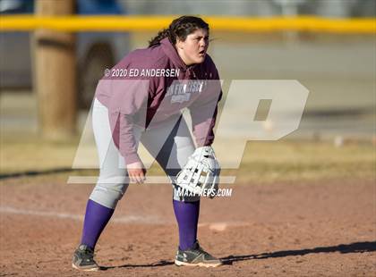 Thumbnail 2 in Yerington vs. Fernley (Yerington Tournament) photogallery.