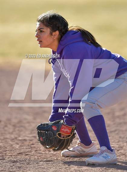 Thumbnail 2 in Yerington vs. Fernley (Yerington Tournament) photogallery.