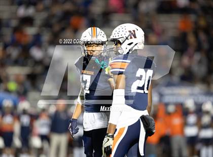 Thumbnail 2 in Veterans vs Northside  photogallery.