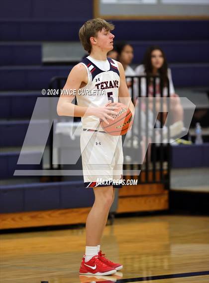 Thumbnail 1 in Lockhart vs. Wimberley (Wimberley Hoopfest) photogallery.