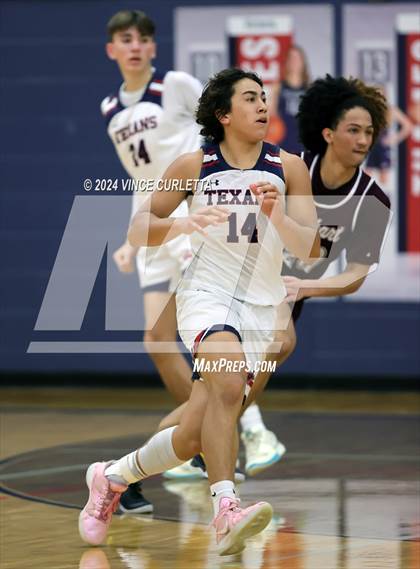 Thumbnail 2 in Lockhart vs. Wimberley (Wimberley Hoopfest) photogallery.