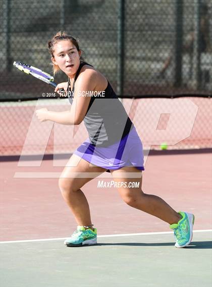 Thumbnail 3 in Carlsbad vs. La Costa Canyon photogallery.