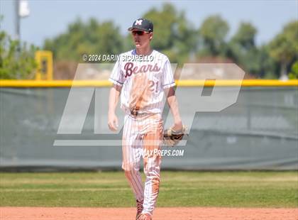 Thumbnail 2 in Pine Creek vs. McMinnville (Coach Bob National Invitational) photogallery.