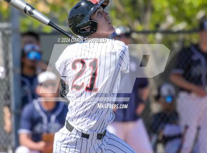 Thumbnail 3 in Pine Creek vs. McMinnville (Coach Bob National Invitational) photogallery.