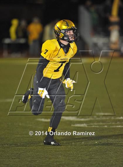 Thumbnail 2 in Paso Robles vs. El Capitan (CIF SoCal Regional D3 Final) photogallery.