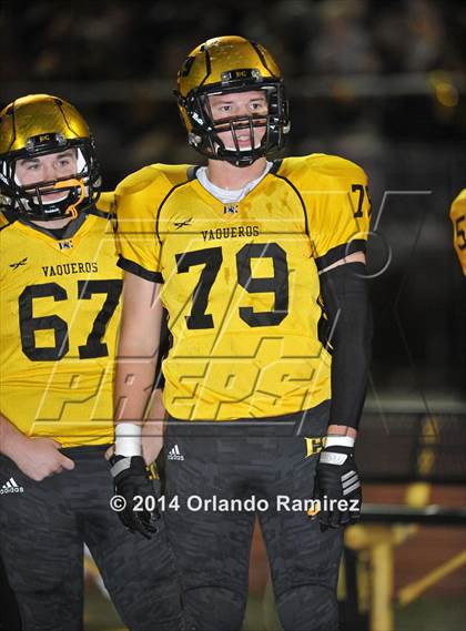 Thumbnail 2 in Paso Robles vs. El Capitan (CIF SoCal Regional D3 Final) photogallery.