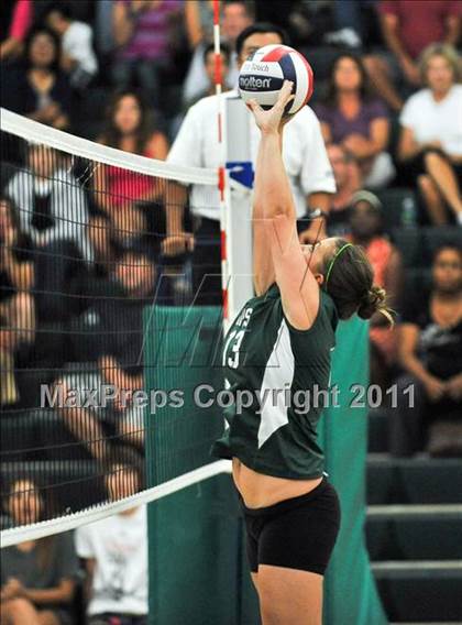 Thumbnail 3 in La Salle @ Monrovia photogallery.