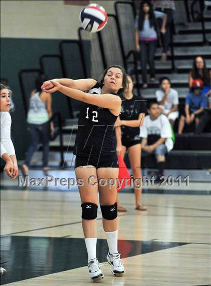 Thumbnail 1 in La Salle @ Monrovia photogallery.