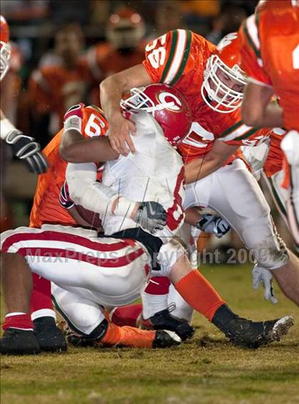 Thumbnail 3 in Corona vs. Poly photogallery.