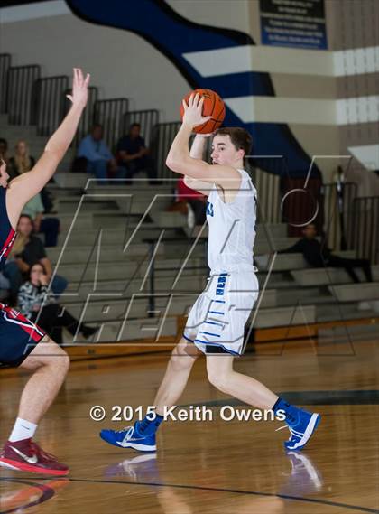Thumbnail 1 in Allen @ Hebron photogallery.