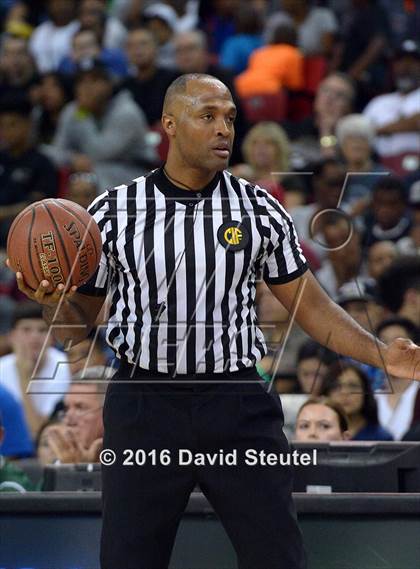 Thumbnail 2 in Chino Hills vs. De La Salle (CIF State Open Division Final) photogallery.