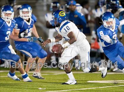 Thumbnail 2 in Crenshaw @ Norco photogallery.